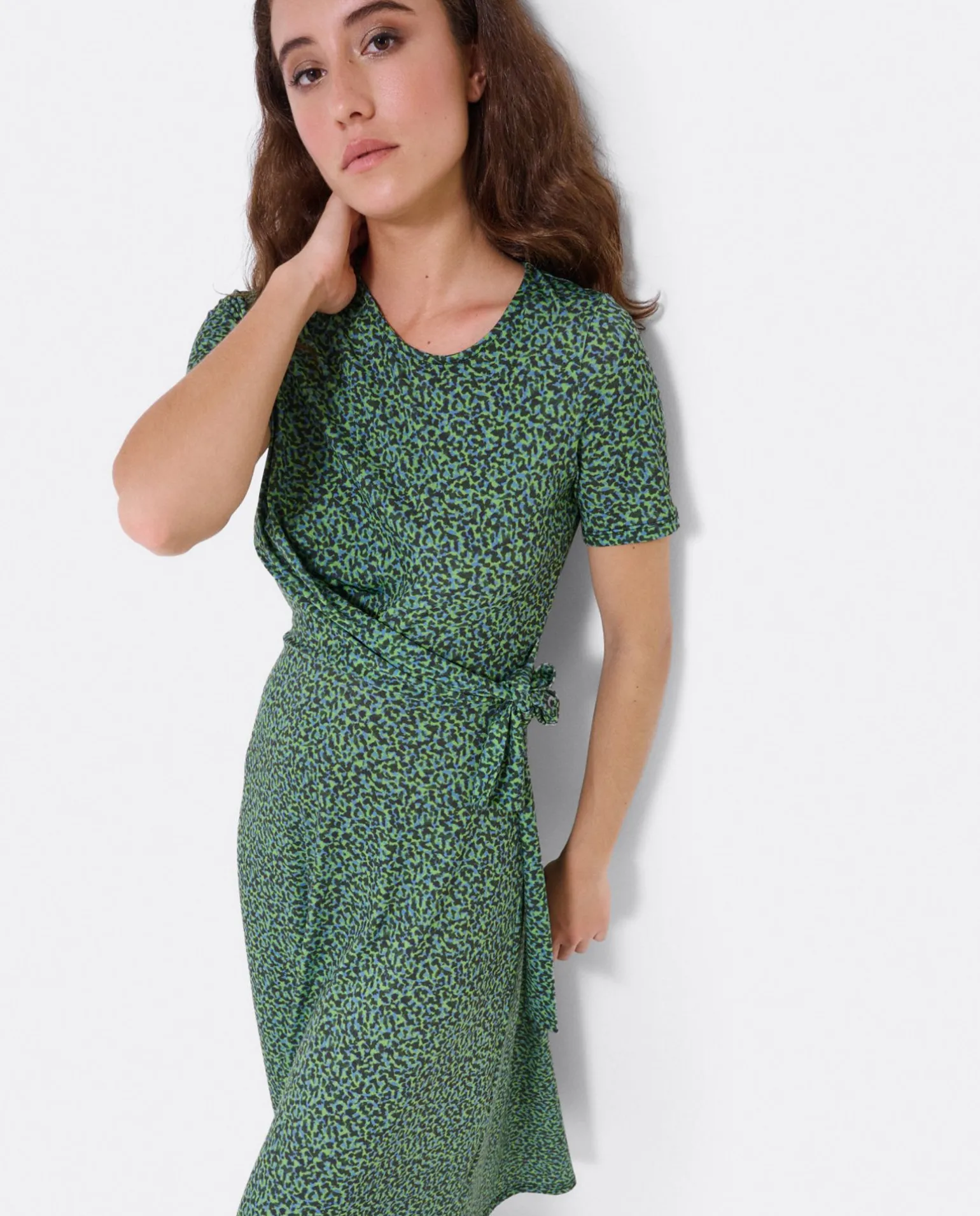 Vestido Manga Corta Nudo Delantero Punto Leopardo